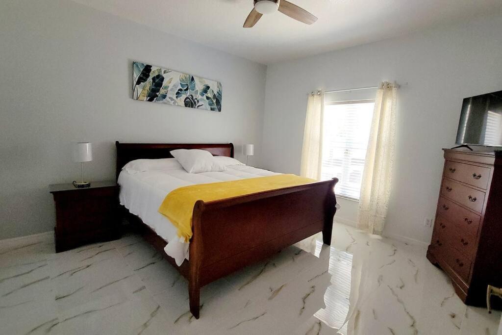 Beautiful, Home In A Gated Community Kissimmee Bagian luar foto